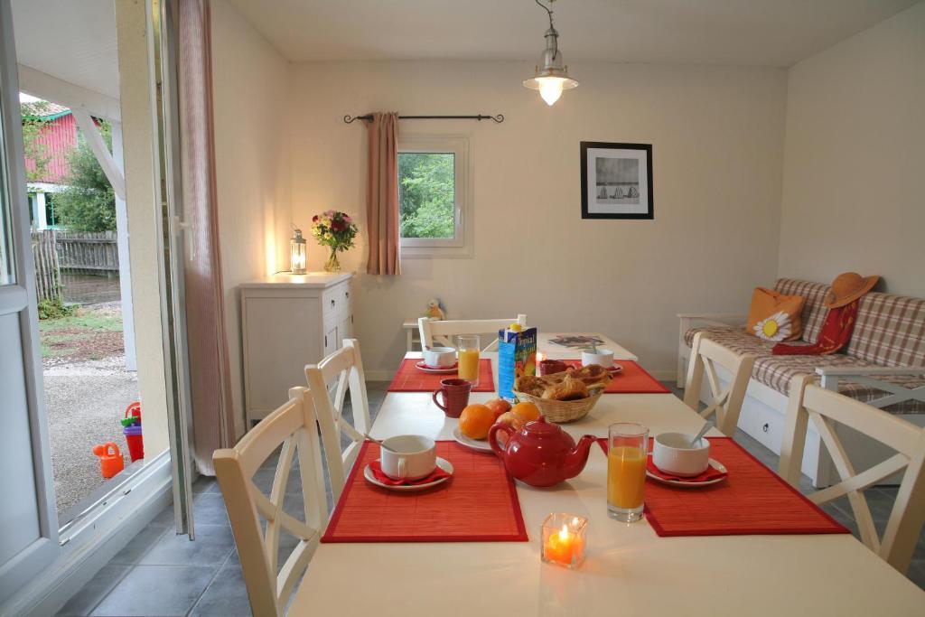 Residence Nemea Les Rives De Saint Brice Ares Quarto foto